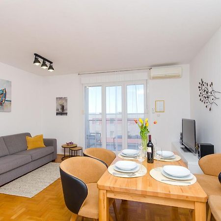 Spacious Apartment Smile With Terrace And Secure Garage Spalato Esterno foto