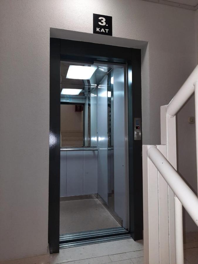 Spacious Apartment Smile With Terrace And Secure Garage Spalato Esterno foto