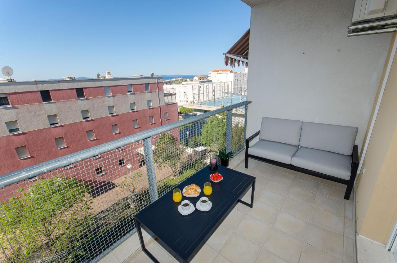Spacious Apartment Smile With Terrace And Secure Garage Spalato Esterno foto